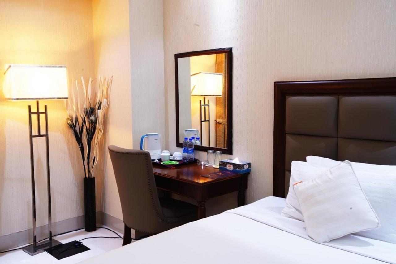 The Royal Paradise Dhaka Ngoại thất bức ảnh